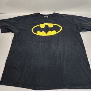 DC Comics Batman Logo Black & Yellow Short Sleeve T-Shirt Men's Size XL